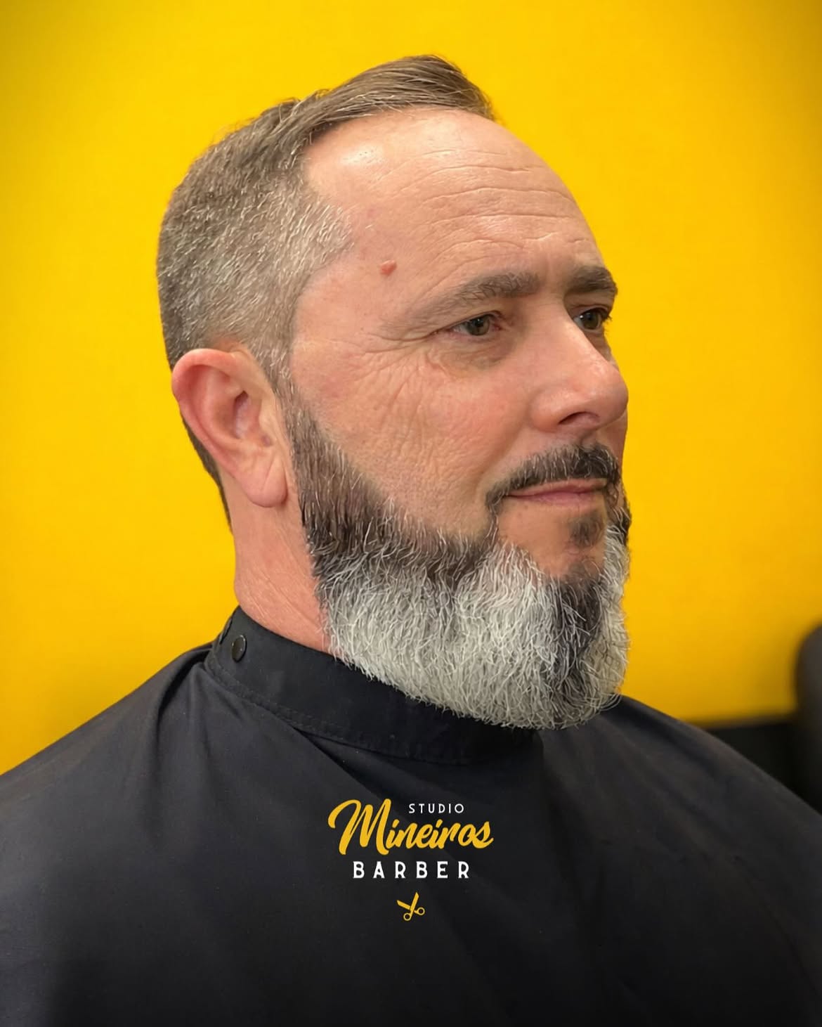Corte e barba